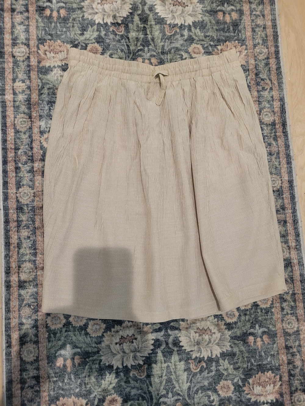 Express Cream A-Line Elastic-Waist Skirt